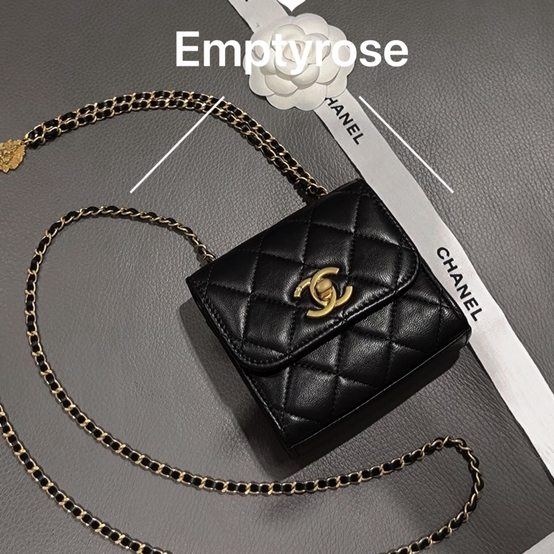CHANEL 23A🪩工坊獅子水鑽-黑金鏈小方胖-8