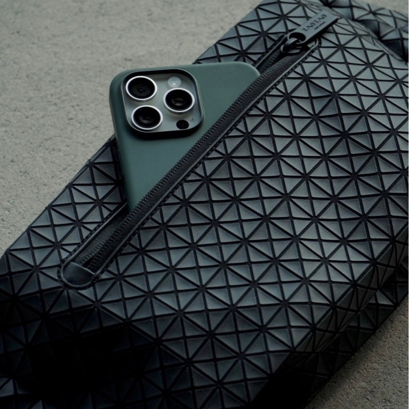 BaoBao ISSEY MIYAKE 三宅一生 KURO系列黑色腰包-3