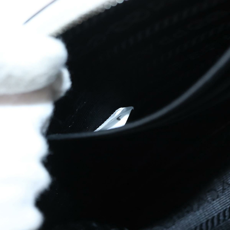 【日本直送】PRADA 鏈條單肩包 Safiano 皮革 白色 銀色 Auth bs29803-11