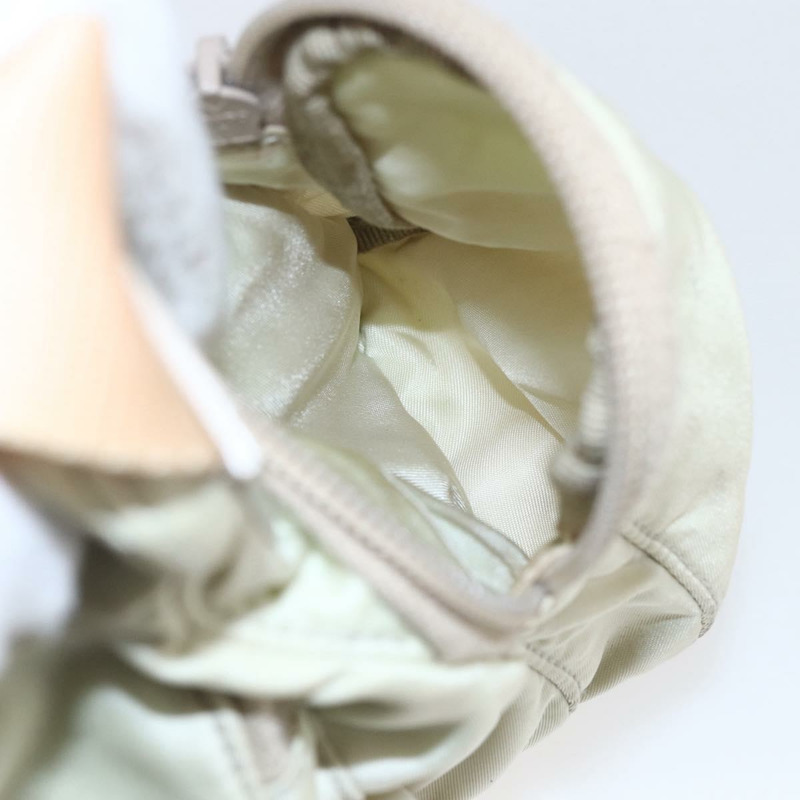 【日本直送】PRADA 尼龍米色單肩包 正品 ki5997-24