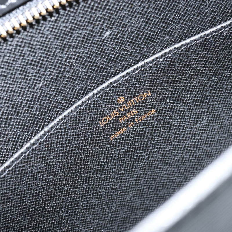 【日本直送】路易威登 Epi Pochette Homme 手拿包黑色 Noir M52522 LV 正品 ep11385-16