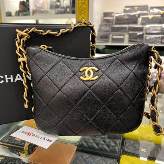 東區正精品㊣CHANEL 23K AS4443 HOBO BAG 近全新香奈兒黑色菱格紋羊皮金鍊肩背包 RZ6018-0