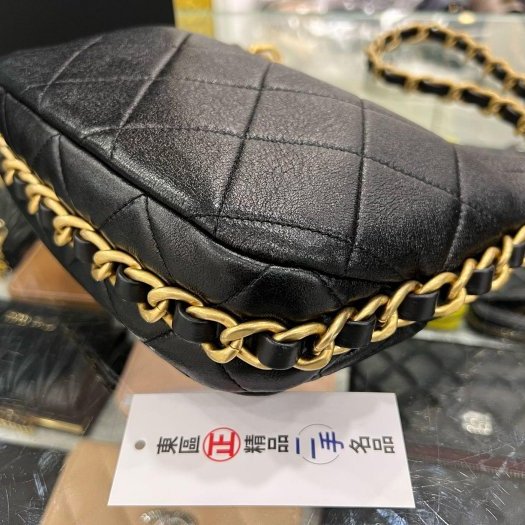 東區正精品㊣CHANEL 23K AS4443 HOBO BAG 近全新香奈兒黑色菱格紋羊皮金鍊肩背包 RZ6018-6
