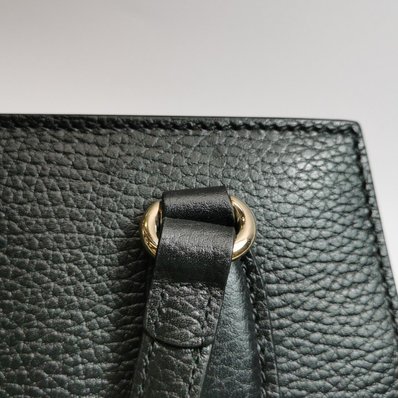 Gucci Soho 牛皮純色壓紋雙G殺手包斜挎包單肩包 9.8新-12