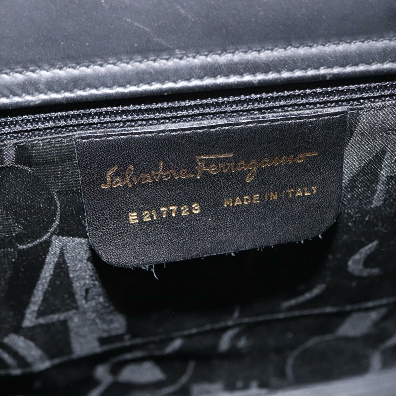 【日本直送】Salvatore Ferragamo 黑色金色皮革肩背包，正品 gh1111-11