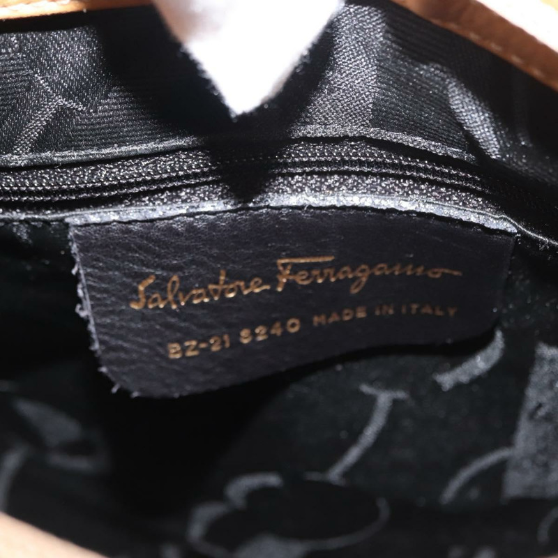 【日本直送】Salvatore Ferragamo 皮革肩背包 米色 金色 正品 gh1110-11