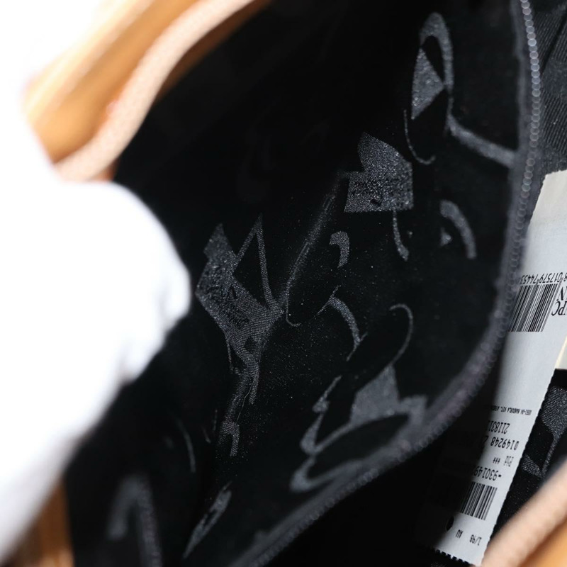 【日本直送】Salvatore Ferragamo 皮革肩背包 米色 金色 正品 gh1110-19