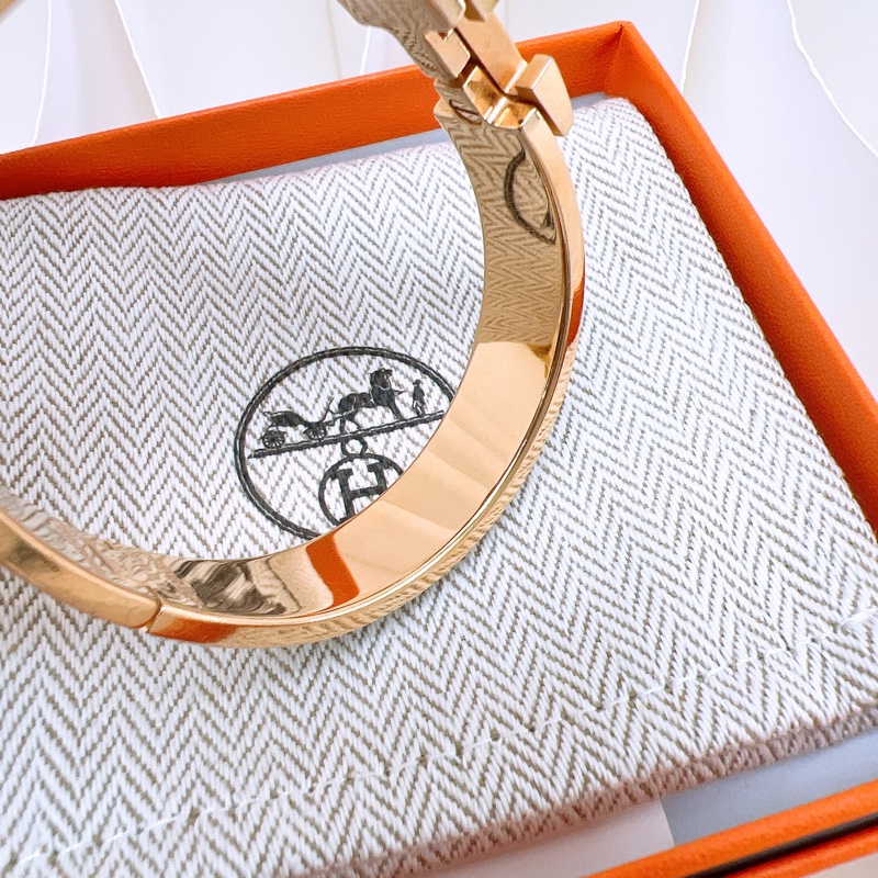 Hermes clic h pm 白金手環-11