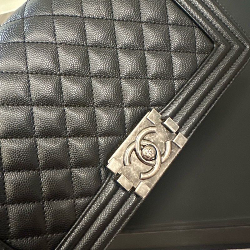Chanel Boy25 荔枝牛皮黑銀 晶片款-2