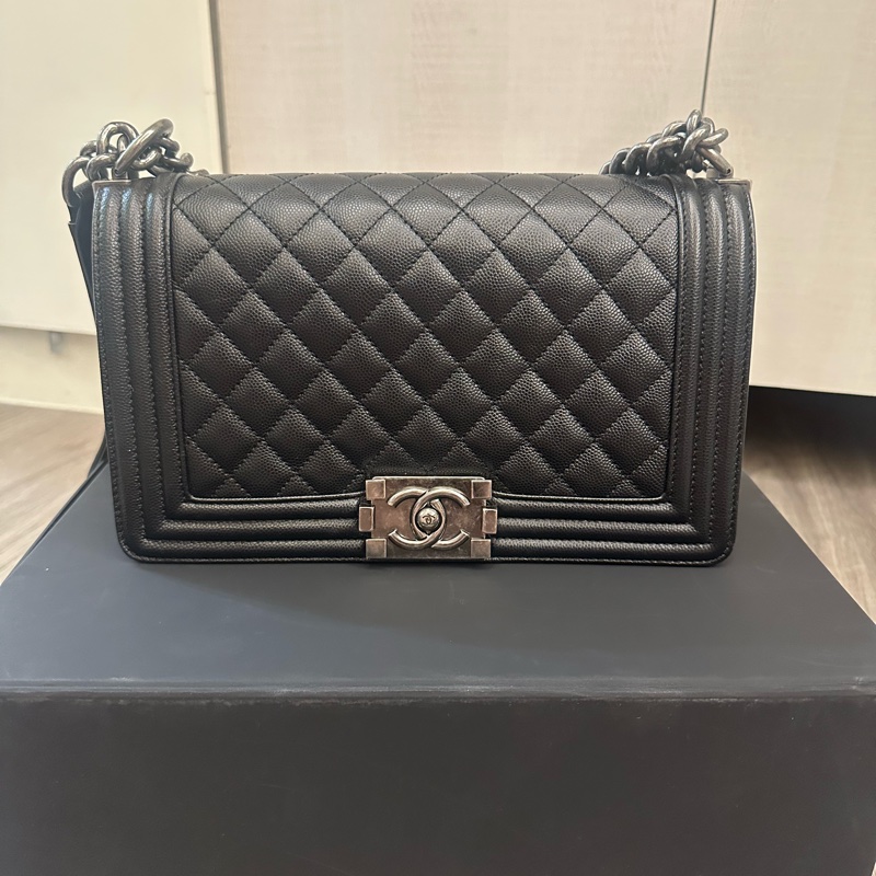 Chanel Boy25 荔枝牛皮黑銀 晶片款-5