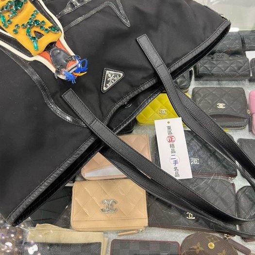 東區正精品㊣PRADA B4506I 黑色尼龍銀三角牌機器人包手提包肩背包購物袋 RZ6030-7