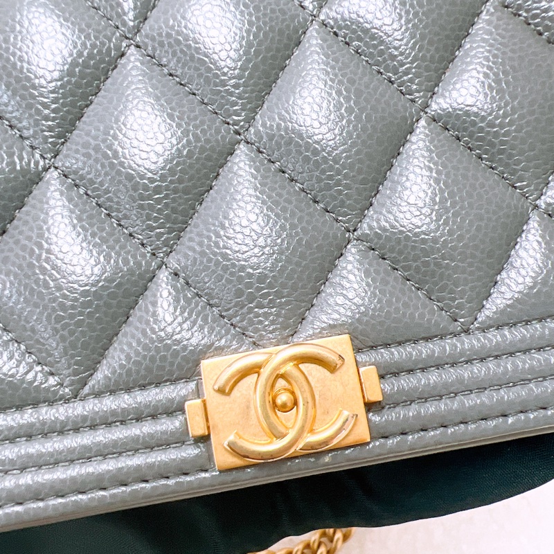 Chanel boy woc 灰色牛皮鏈條包-4