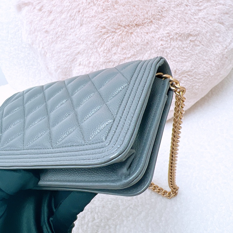 Chanel boy woc 灰色牛皮鏈條包-7