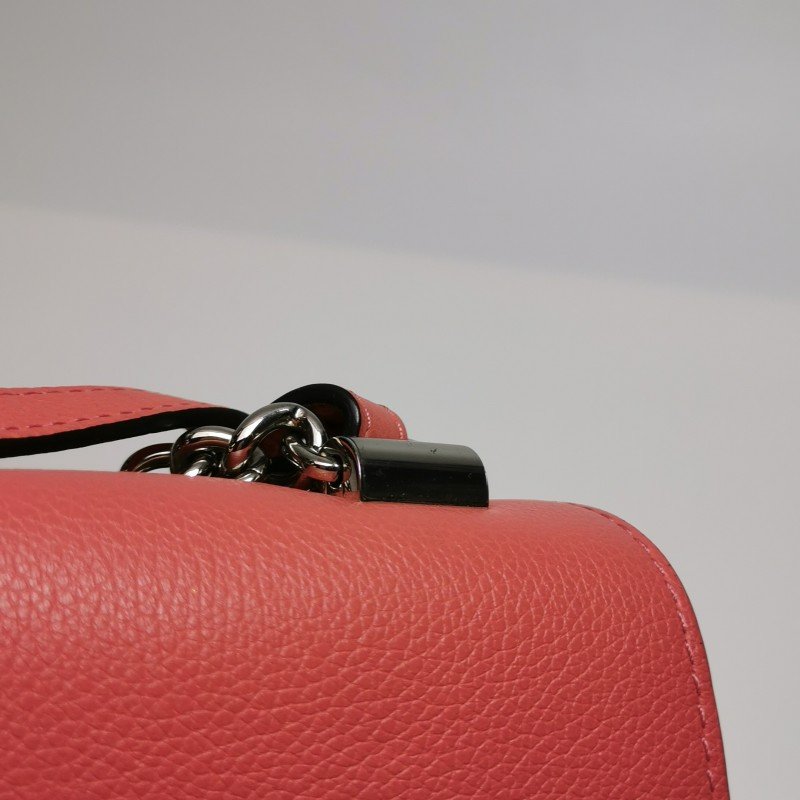 Louis Vuitton (LV) Lockme 牛皮拼色LV轉鎖斜挎包單肩包-12