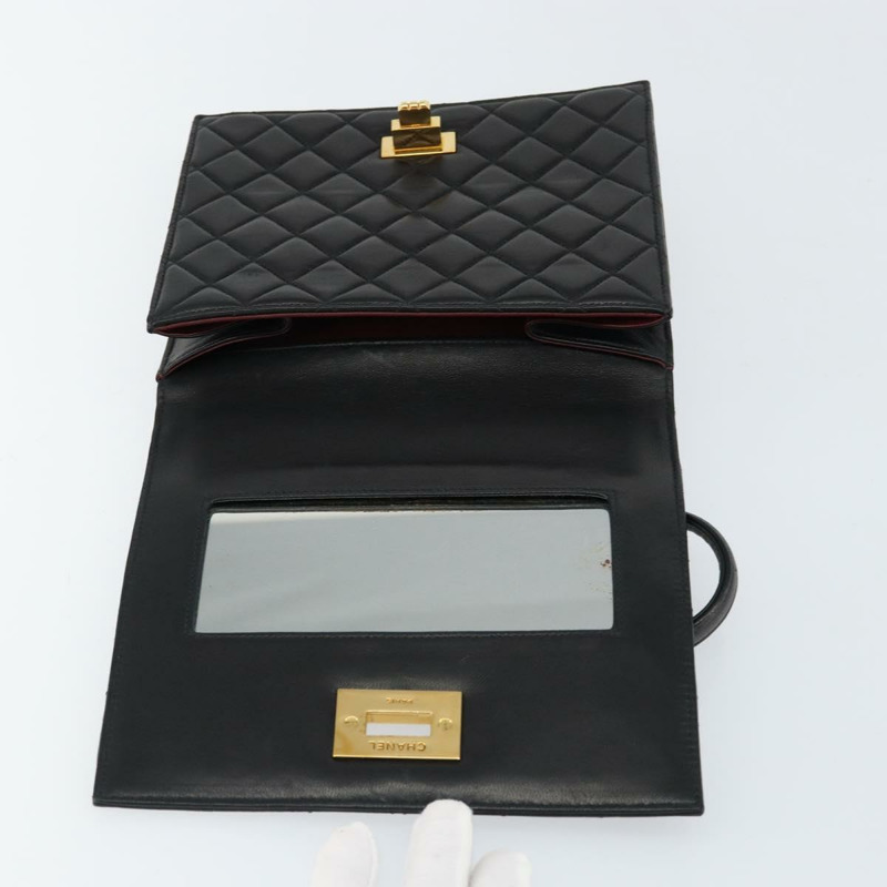 【日本直送】香奈兒 2.55 Matelasse 手提包,羊皮材質,黑色,金色雙C標誌,正品編號 148464-14