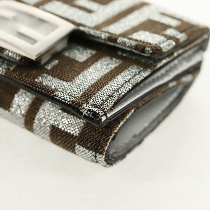 【日本直送】FENDI Zucca帆布法國皮夾 銀棕色 正品 148473M-8