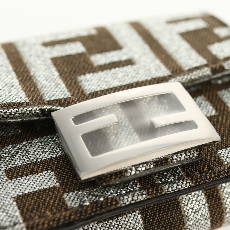 【日本直送】FENDI Zucca帆布法國皮夾 銀棕色 正品 148473M-11