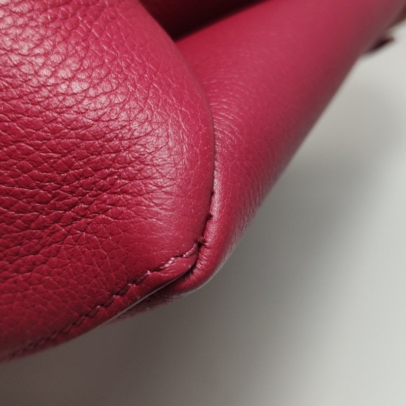 Louis Vuitton (LV) Lockme 牛皮拼色LV轉鎖斜挎包單肩包-13