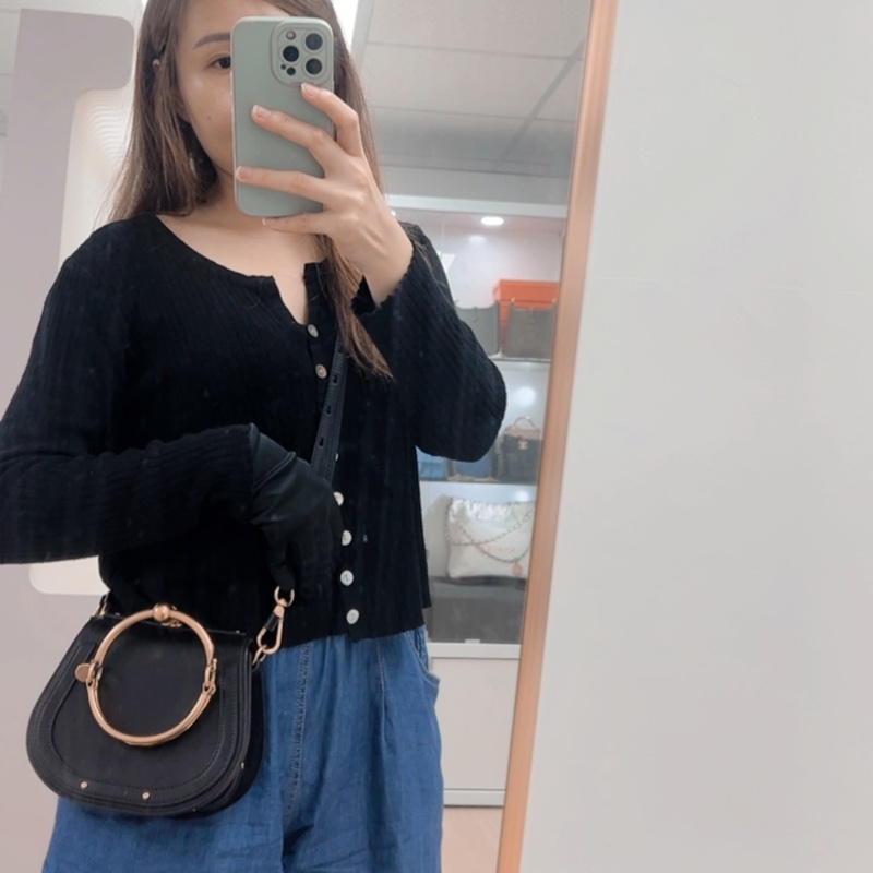 Chloe nile 小號黑色圓環包-15