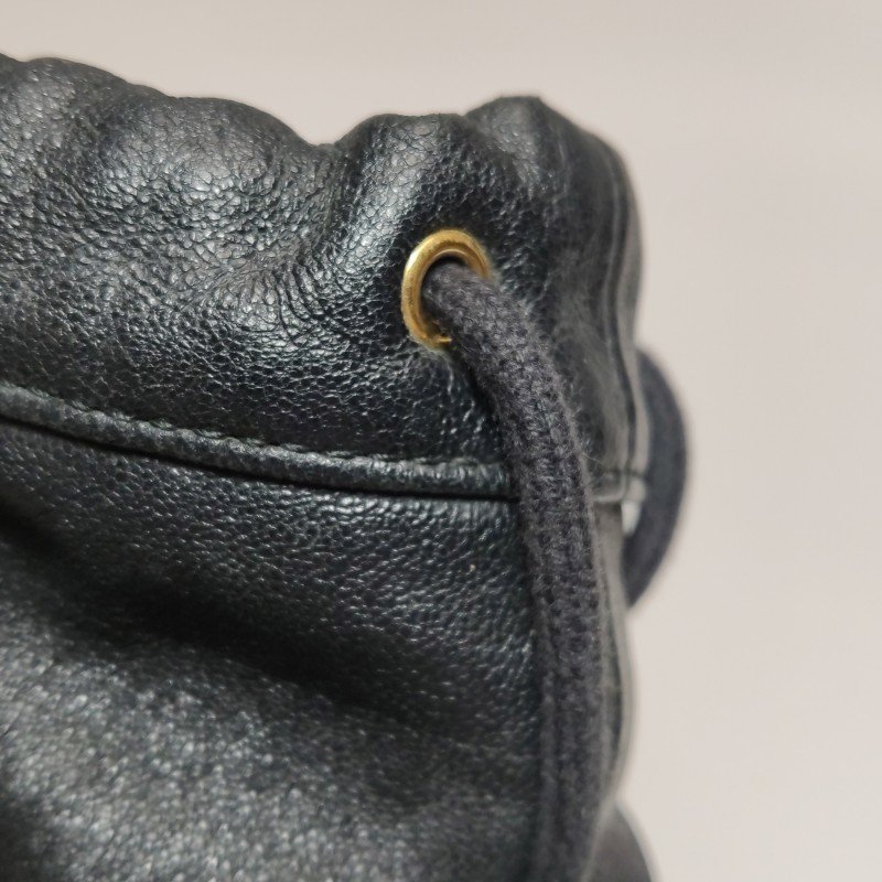 Gucci 1955小號牛皮純色馬銜扣水桶包斜挎包單肩包-13