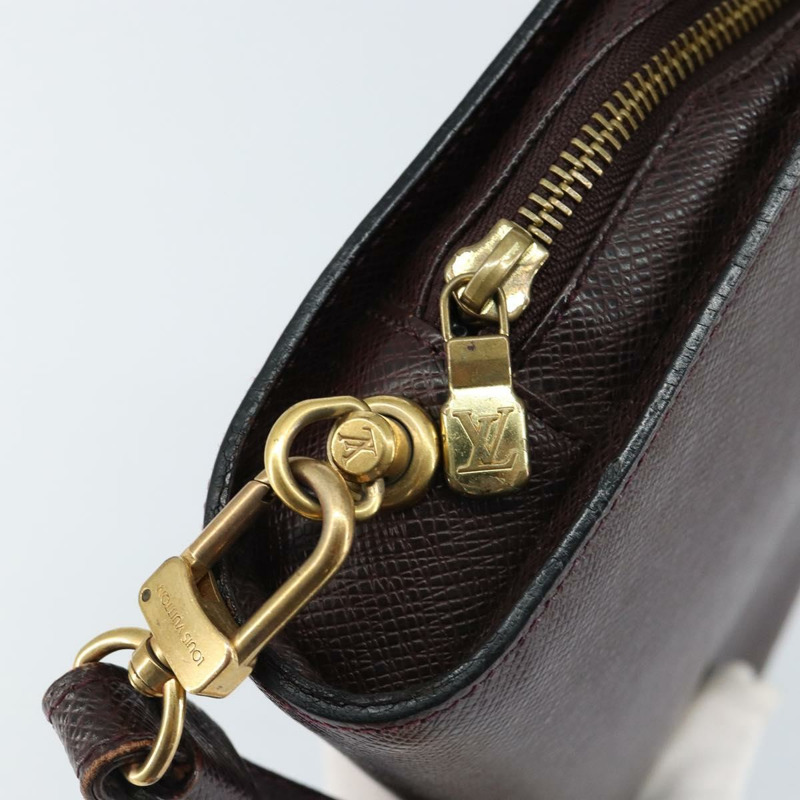 【日本直送】路易威登 Taiga Baikal 手拿包 Acajou M30186 LV Auth bs30620-8