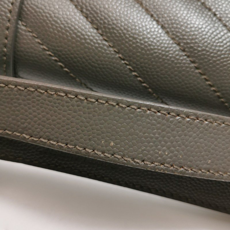 Saint Laurent Envelope大號牛皮純色絎縫YSL標誌單肩包-12