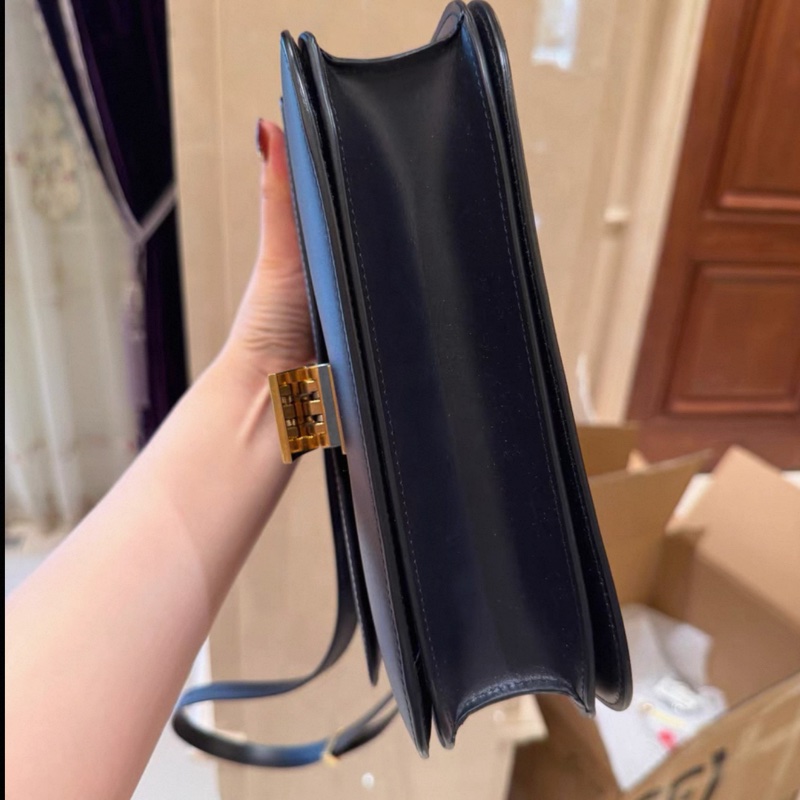 Celine box斜挎包-4