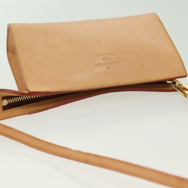 【日本直送】路易威登 Nomad Cava Amble PM 手拿包 米色皮革 M92502 LV 正品 139626-6