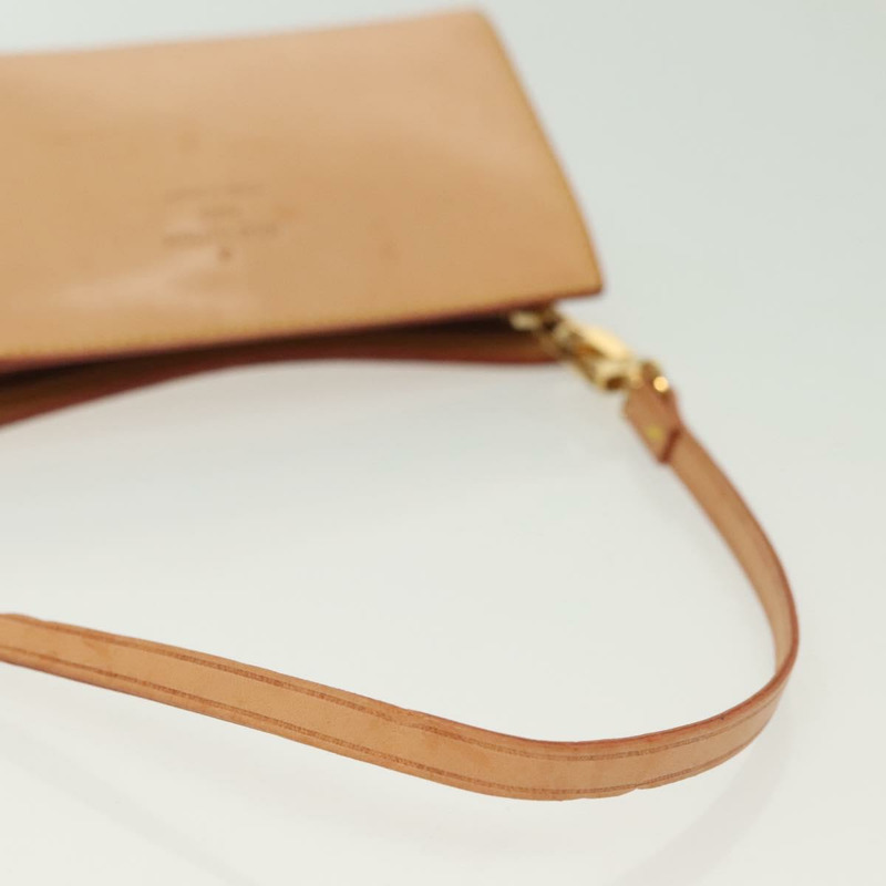 【日本直送】路易威登 Nomad Cava Amble PM 手拿包 米色皮革 M92502 LV 正品 139626-7