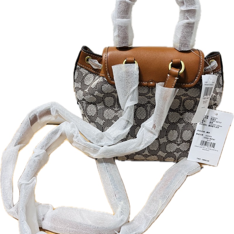 coach riya後背包-1