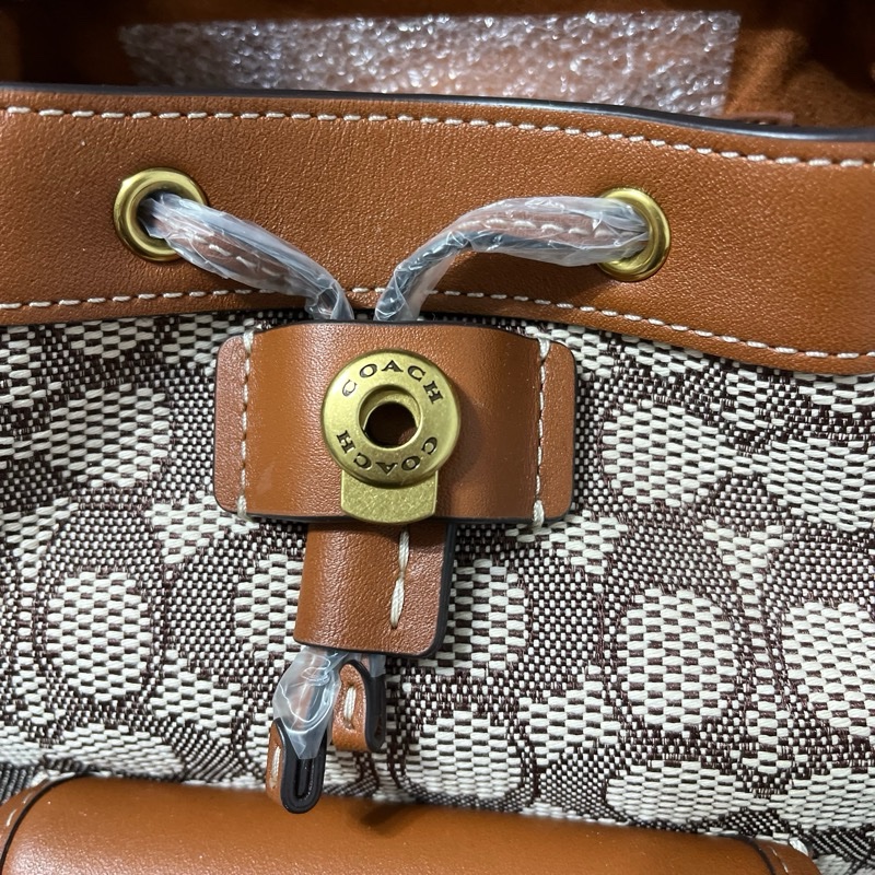 coach riya後背包-13