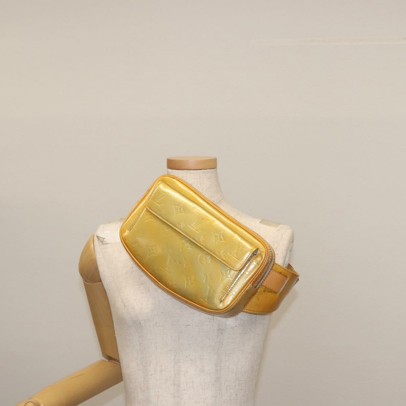 【日本直送】路易威登 Monogram Vernis Fulton 腰包 灰色 M91041 LV Auth 142875-20