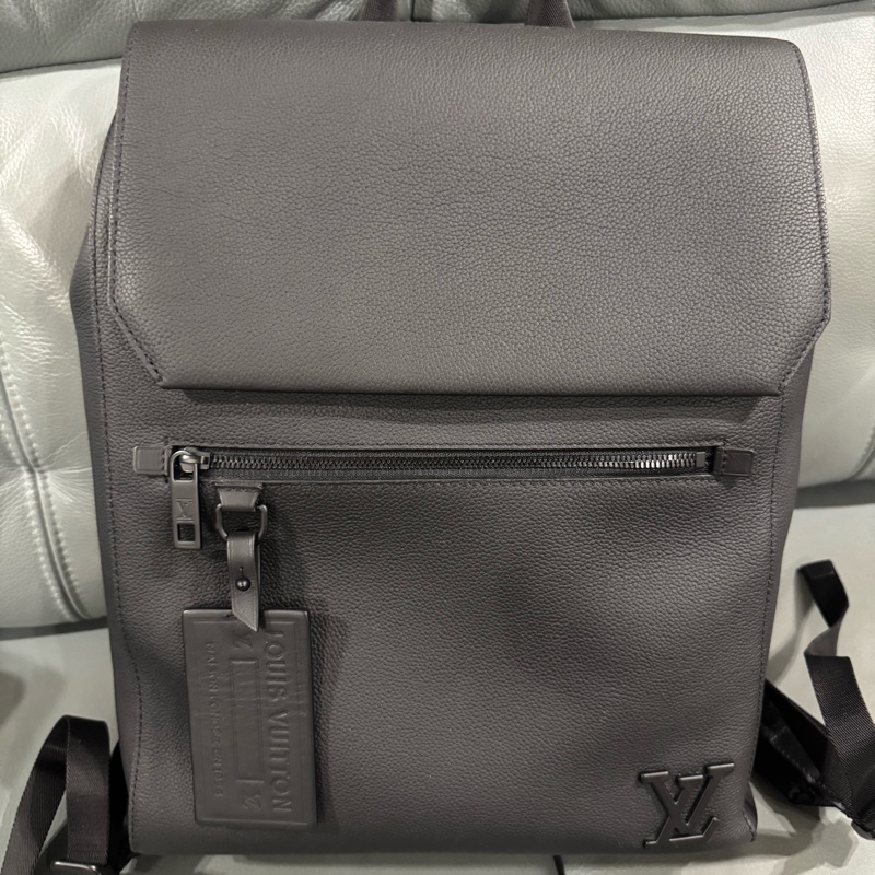 LV 後背包-0