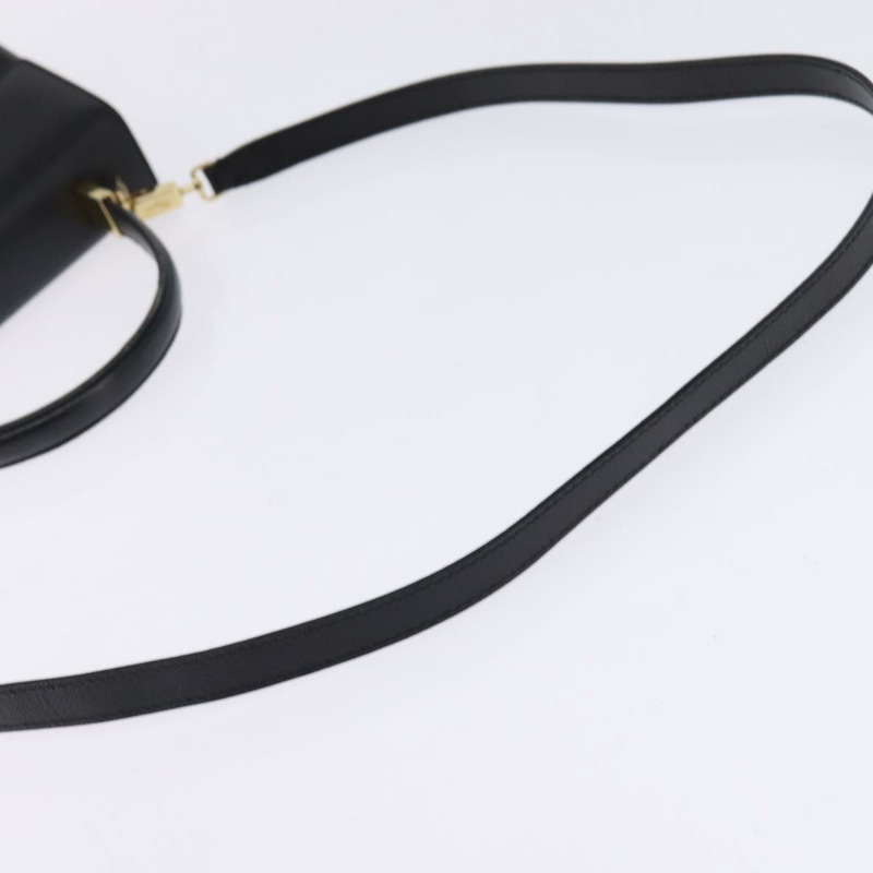 【日本直送】Salvatore Ferragamo Gancini 手提包 皮革 2way 黑色 金色 Auth BA5941-8