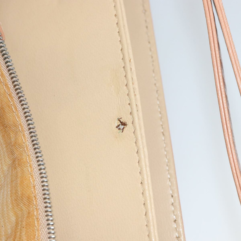 【日本直送】FENDI 粉紅銀色皮革肩背包 正品 142903-10