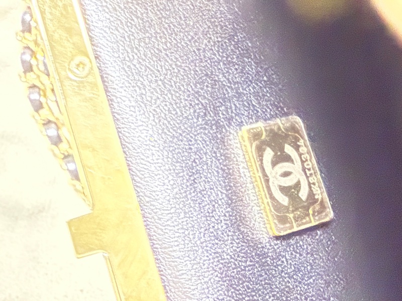 台灣很難買到不撞包Chanel 24S 黑金晚宴包（芯片）-17