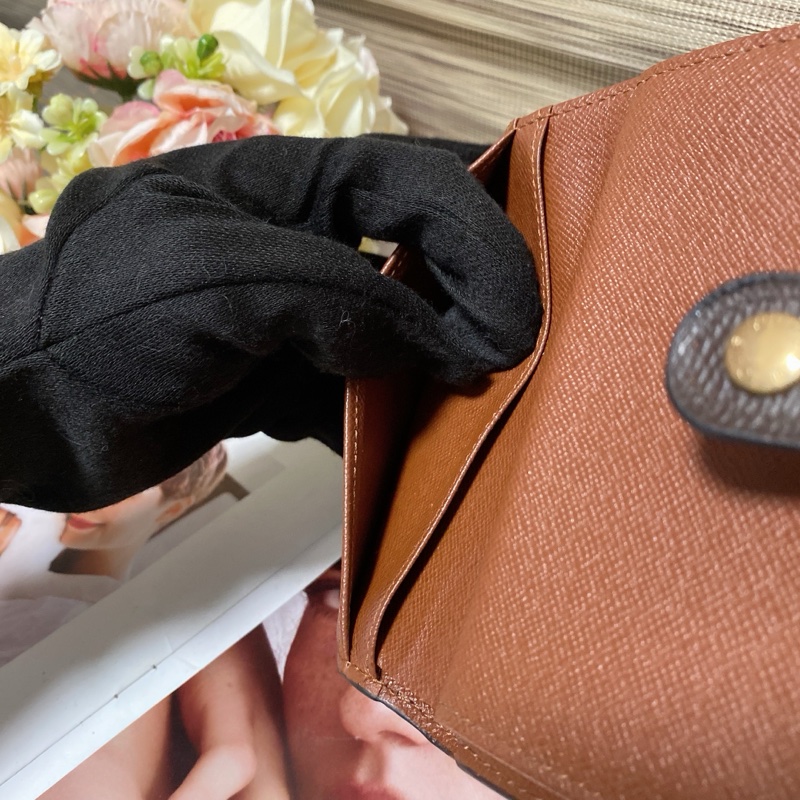 LV M61663蝴蝶扣中夾🏅-12