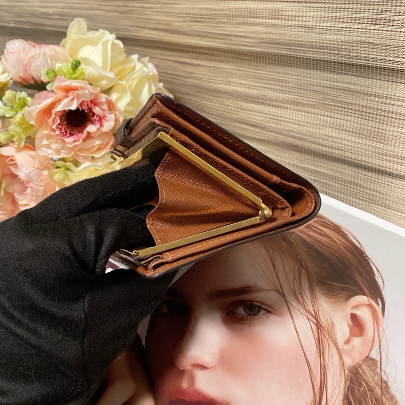 LV M61663蝴蝶扣中夾🏅-20