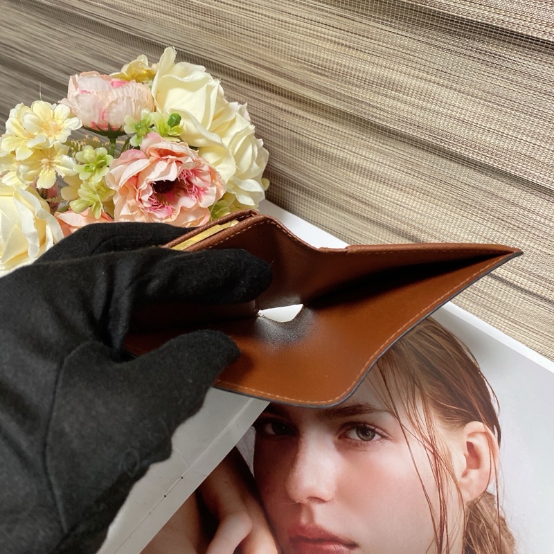 LV M61663蝴蝶扣中夾🏅-22