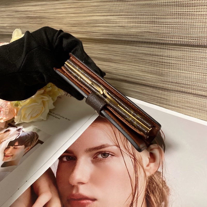 LV M61663蝴蝶扣中夾🏅-25