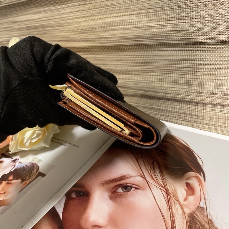 LV M61663蝴蝶扣中夾🏅-27