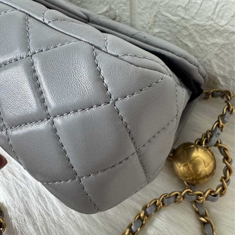 香奈兒金球coco20淺灰羊29開-4