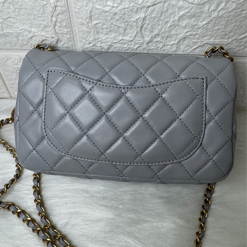 香奈兒金球coco20淺灰羊29開-9