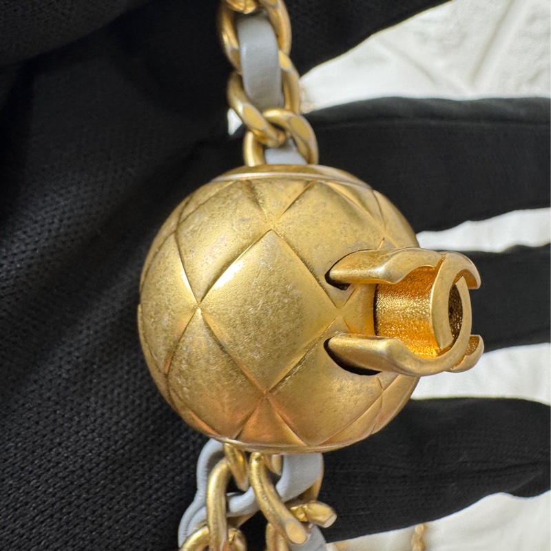 香奈兒金球coco20淺灰羊29開-39