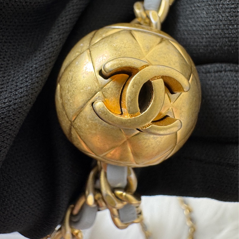 香奈兒金球coco20淺灰羊29開-40