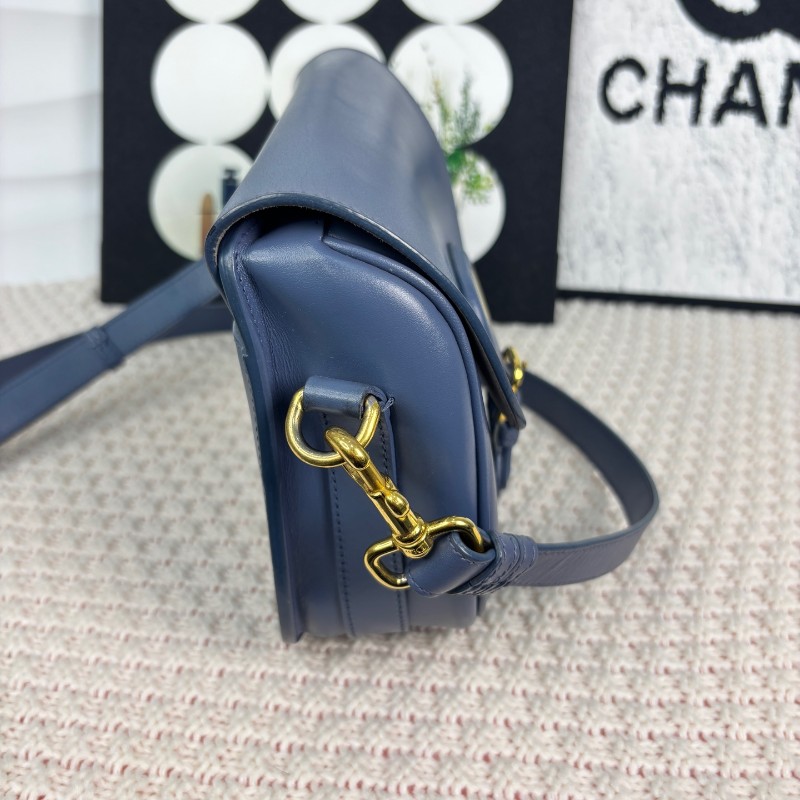 Dior迪奧 Bobby藍色牛皮馬鞍包-3