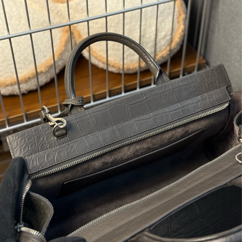 ysl黑色鰐魚壓紋手提斜背包 專櫃十三萬-15