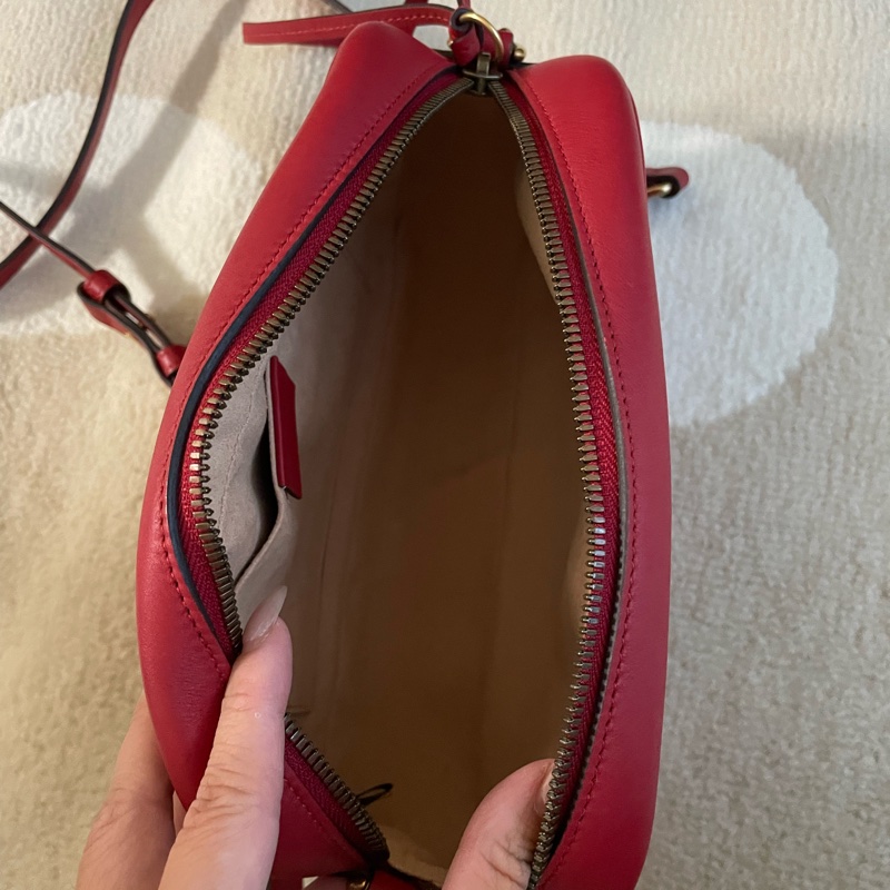 Gucci marmont 紅色相機包-8
