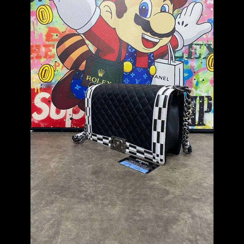 Chanel香奈兒 黑白拼色Leboy 肩背包-3