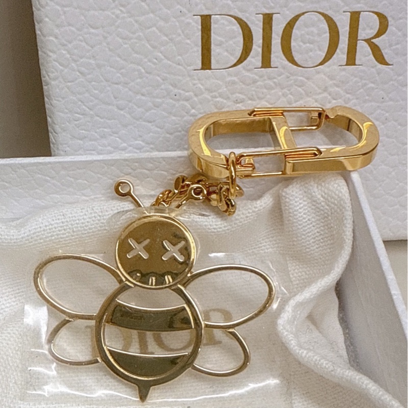 Dior 小蜜蜂鑰匙圈吊飾-1